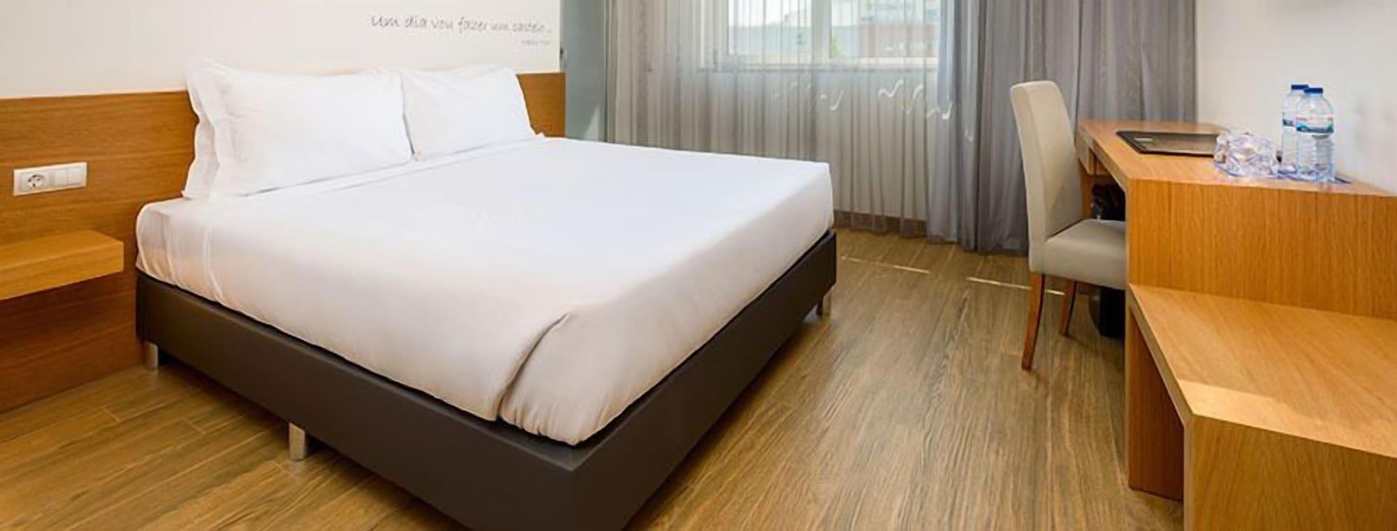 Tryp By Wyndham Leiria Hotel Bagian luar foto