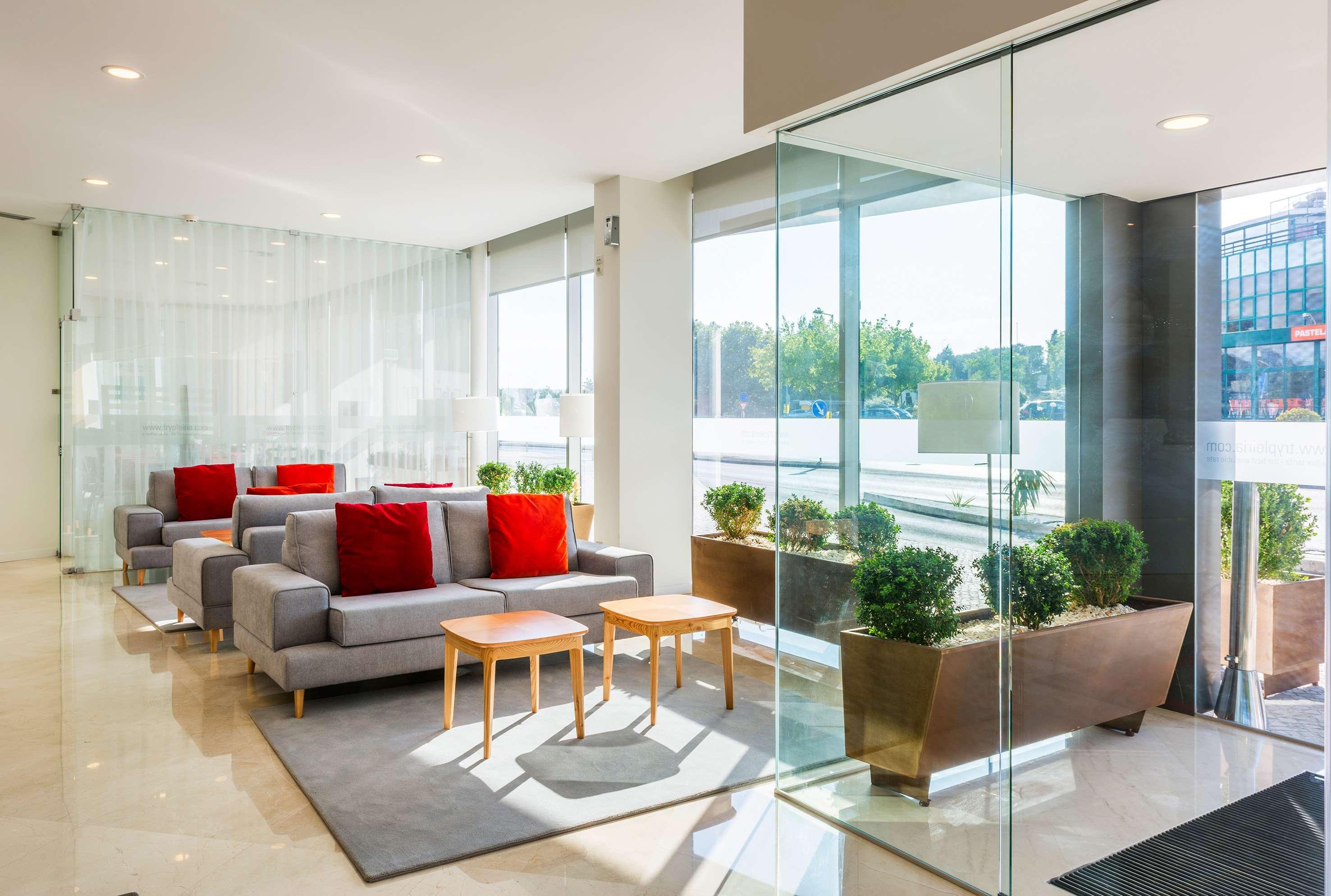 Tryp By Wyndham Leiria Hotel Bagian luar foto