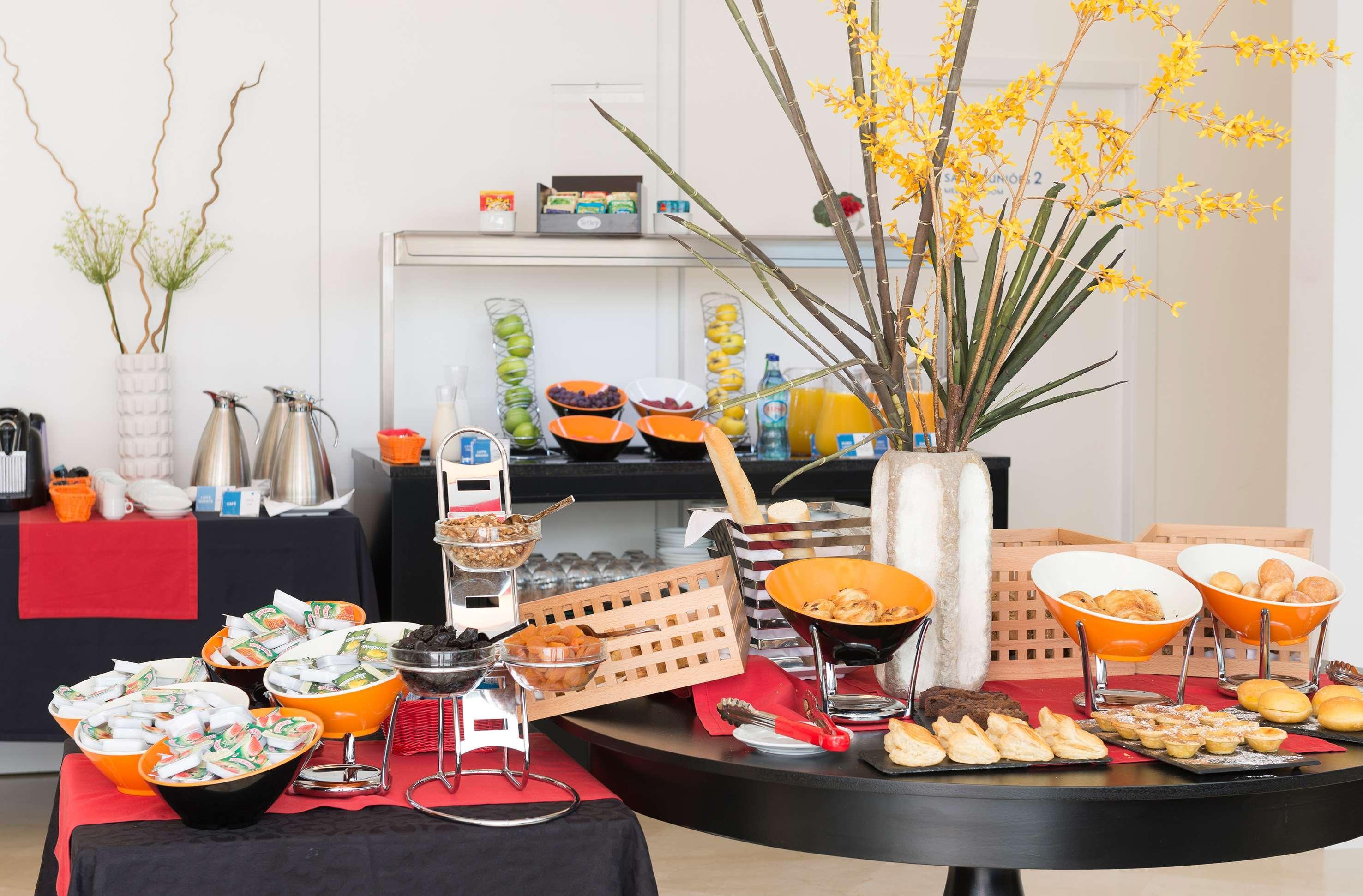 Tryp By Wyndham Leiria Hotel Bagian luar foto