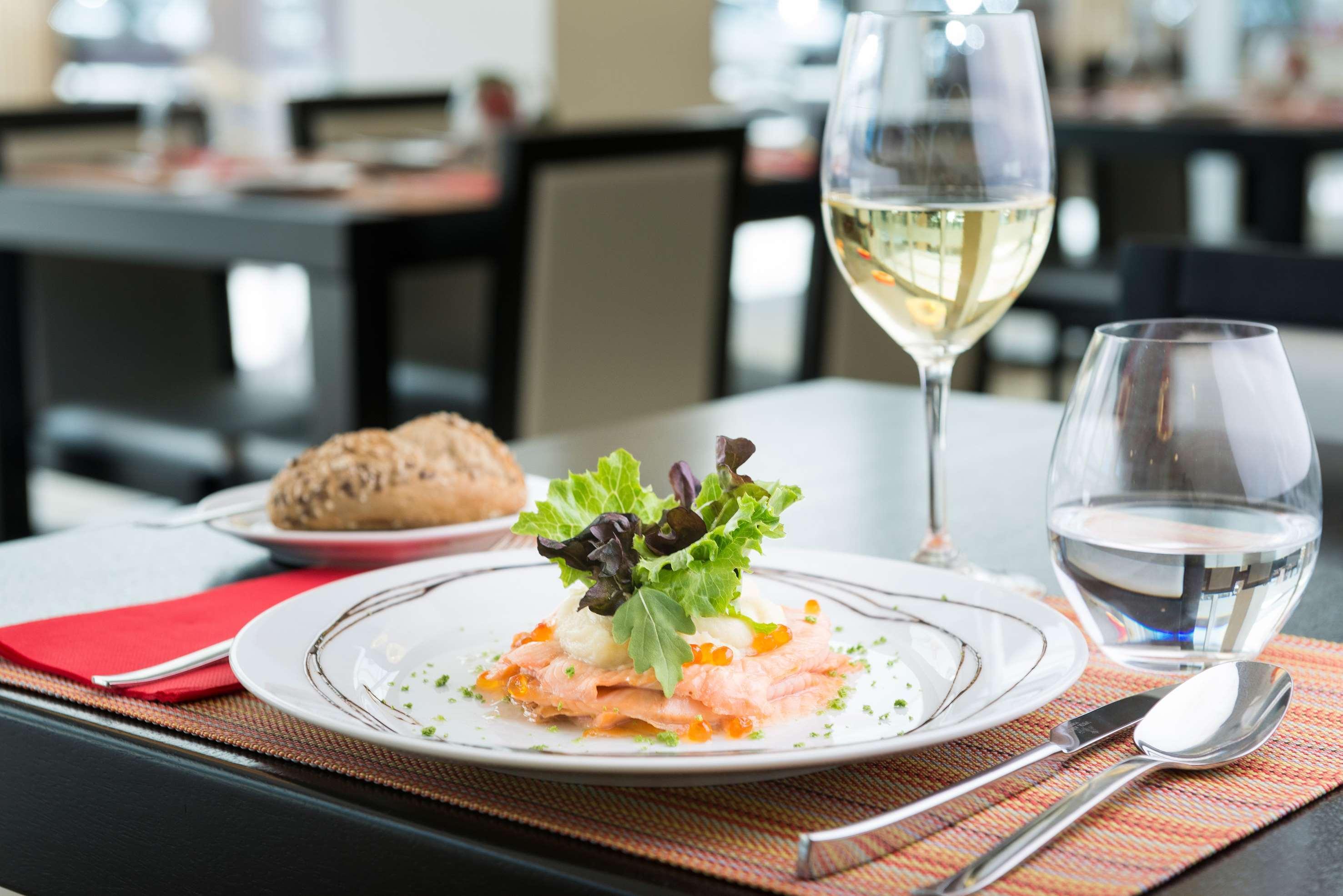 Tryp By Wyndham Leiria Hotel Bagian luar foto