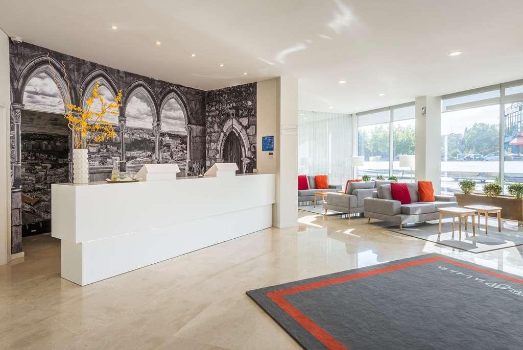 Tryp By Wyndham Leiria Hotel Interior foto