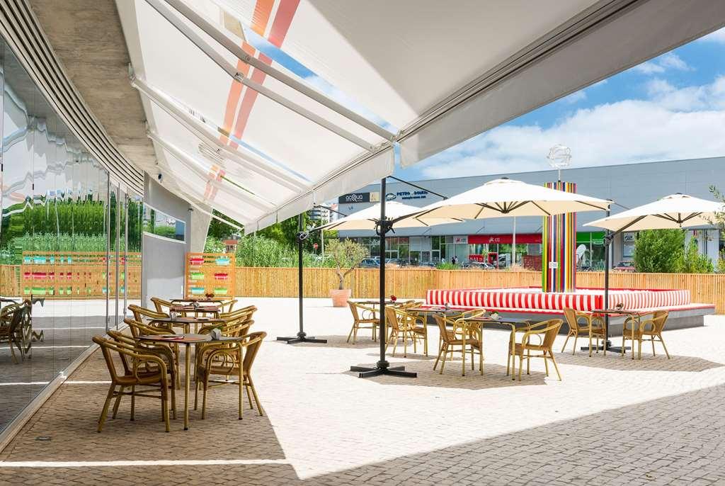 Tryp By Wyndham Leiria Hotel Restoran foto