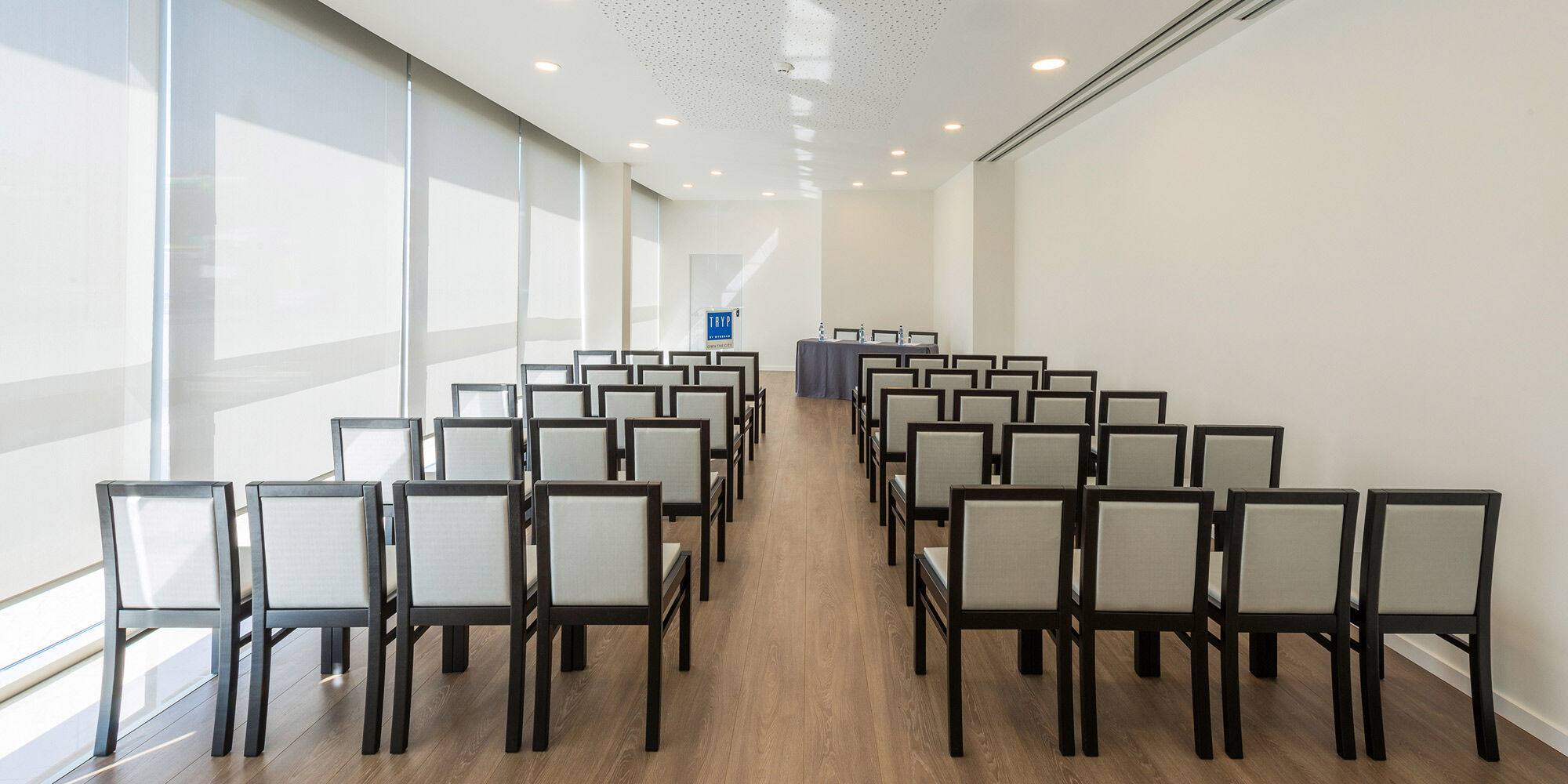 Tryp By Wyndham Leiria Hotel Bagian luar foto